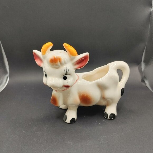 Vintage Porcelain Figure Set 3 Pieces Salt, and Pepper Spreader Milk Jug - Picture 2 of 11